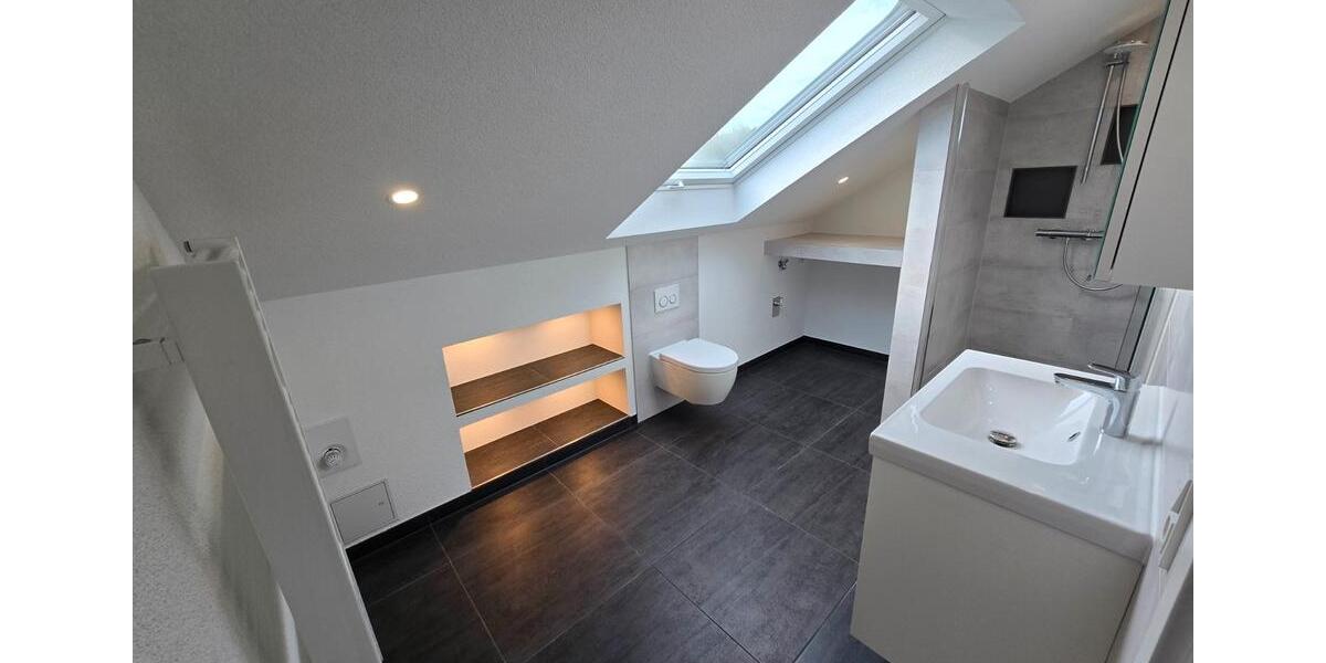 Dachgeschoßwohnung Langgöns - 3 Zimmer, 80 m&sup2;, 1.100&euro; | Angebot:26192160