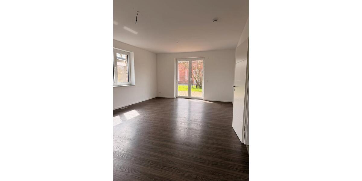 Erdgeschoßwohnung Lunden - 4 Zimmer, 121 m&sup2;, 1.250&euro; | Angebot:26296724