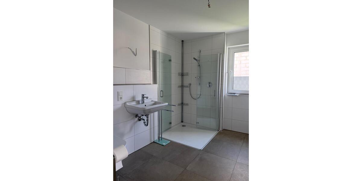 Erdgeschoßwohnung Sankt Augustin - 2 Zimmer, 62 m&sup2;, 930&euro; | Angebot:25903372