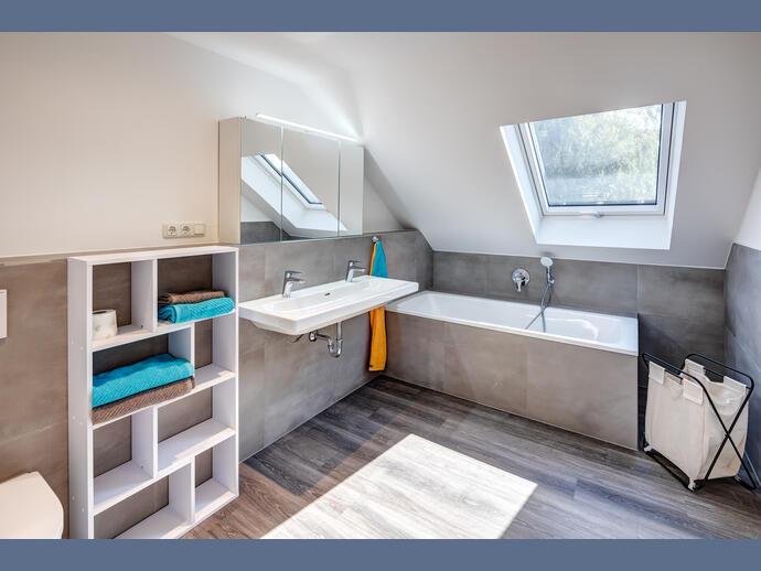 Wohnen auf Zeit Germering - 4 Zimmer, 140 m&sup2;, 2.800&euro; | Angebot:26486195