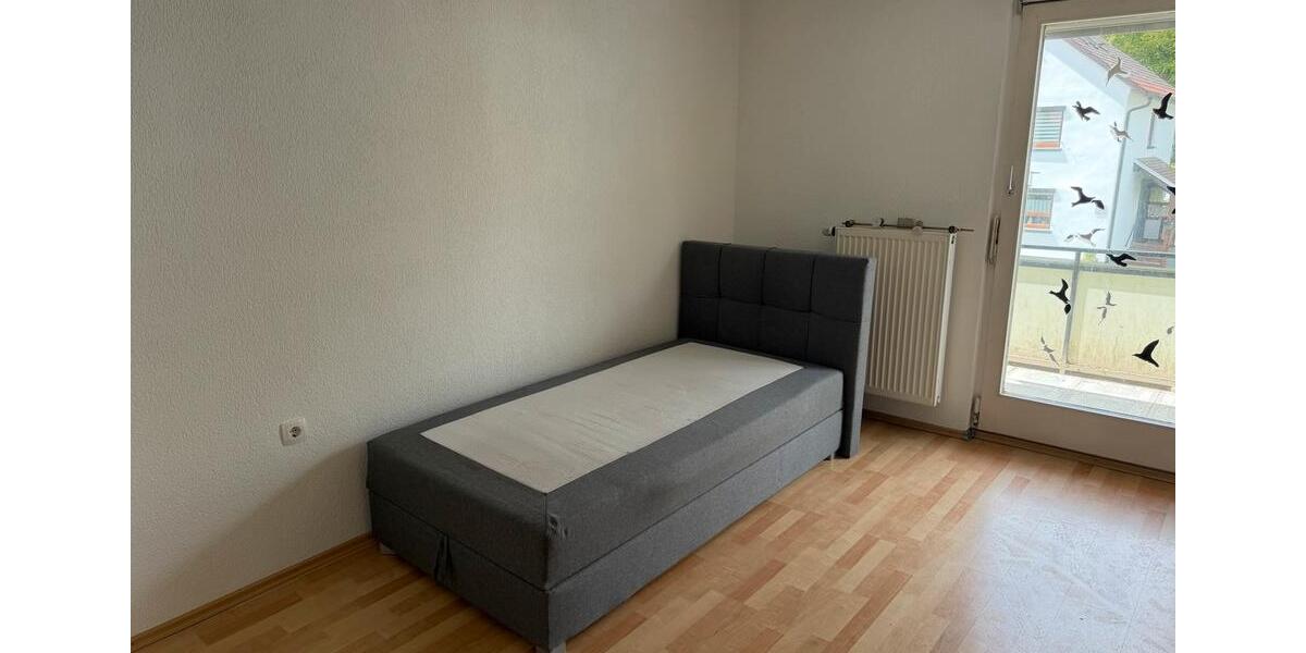 Wohnen auf Zeit Villingen-Schwenningen Schwenningen - 6 Zimmer, 205 m&sup2;, 450&euro; | Angebot:26594591