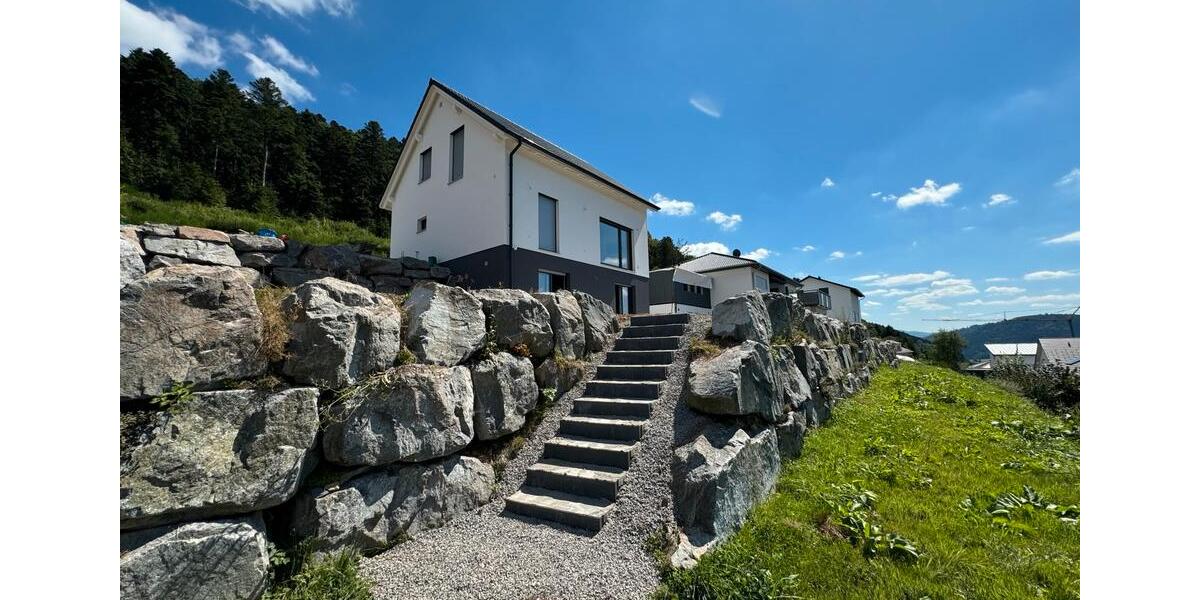 Einfamilienhaus Nordrach - 5 Zimmer, 170 m&sup2;, 2.200&euro; | Angebot:26025761