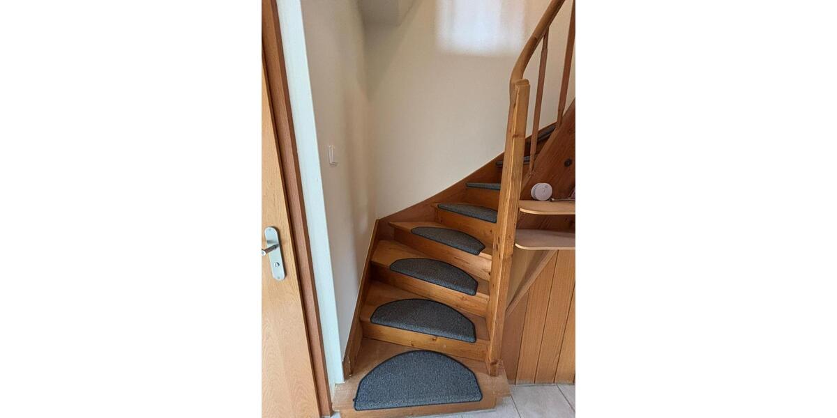 Haus zur Miete - DHH mit Garten, Balkon + Garage in Musberg 4 zimmer