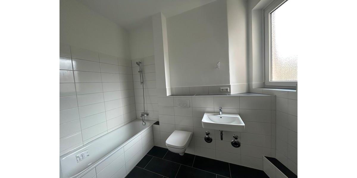 Etagenwohnung Braunschweig Lehndorf-Watenbüttel - 3 Zimmer, 104 m&sup2;, 985&euro; | Angebot:26527997