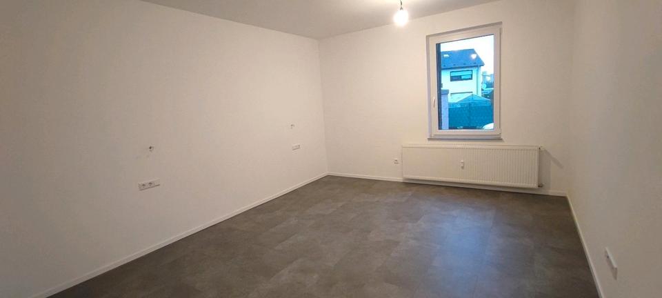 Erdgeschoßwohnung Ennigerloh - 4 Zimmer, 114 m&sup2;, 1.300&euro; | Angebot:24473914