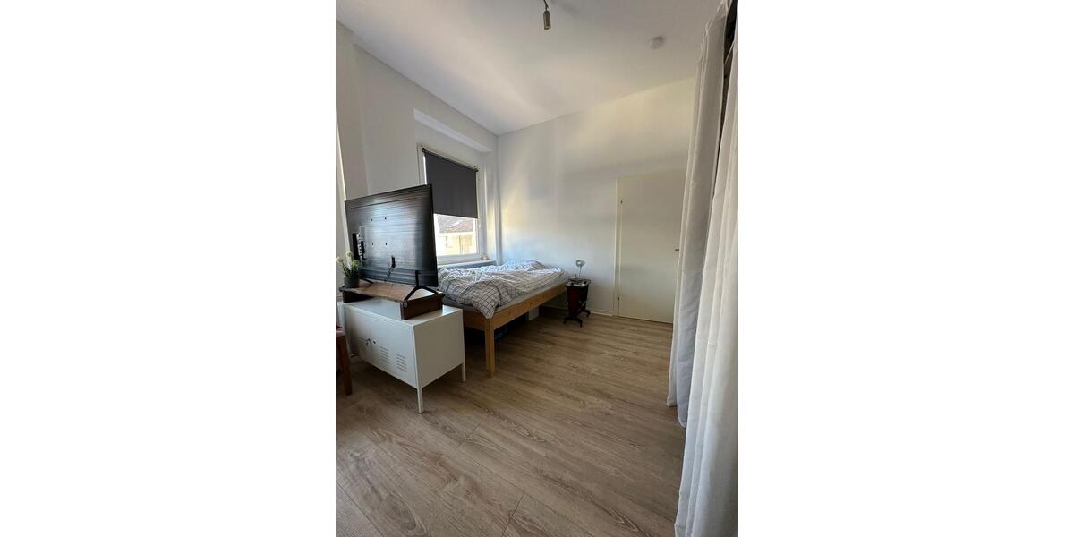 Etagenwohnung Wuppertal Elberfeld - 2 Zimmer, 62 m&sup2;, 525&euro; | Angebot:24947545