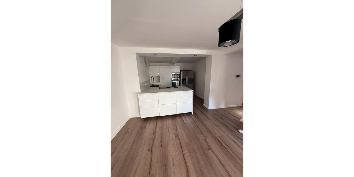 Modernisiertes Haus zur Vermietung in Ludwigshafen Oggersheim 3 zimmer