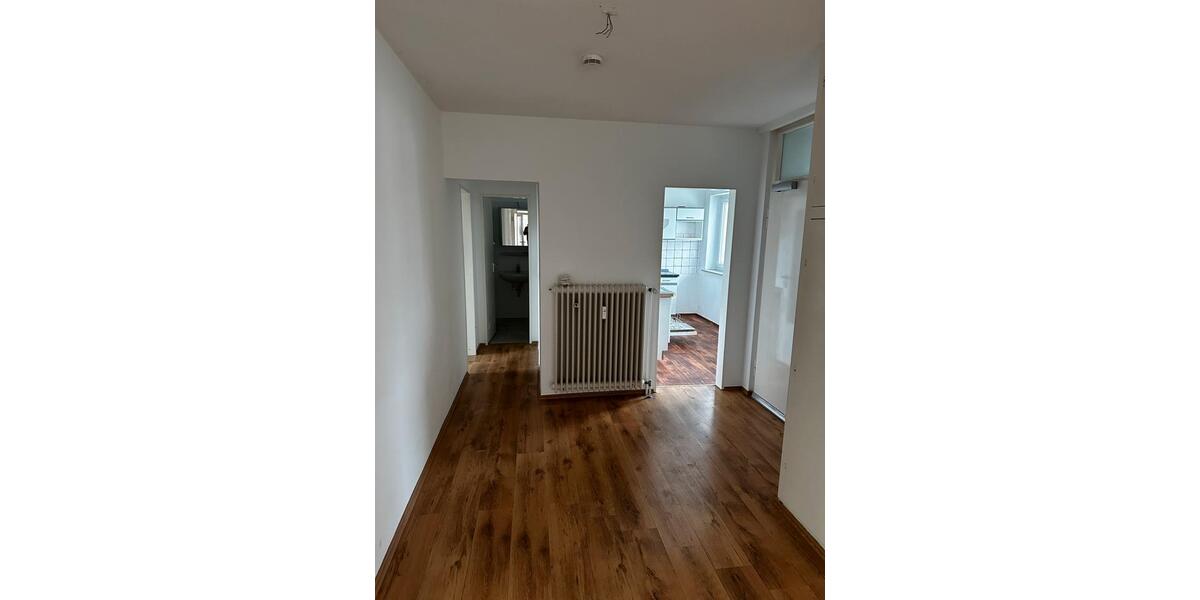 Geräumige 3 Zimmerwohnung 85m2 Stadtnah 3 zimmer