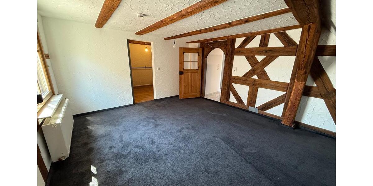 Erdgeschoßwohnung Lonnerstadt - 2.5 Zimmer, 83 m&sup2;, 829&euro; | Angebot:22658313