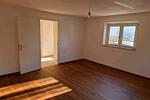 Erdgeschoßwohnung Gangkofen - 3 Zimmer, 131 m&sup2;, 1.150&euro; | Angebot:26038541