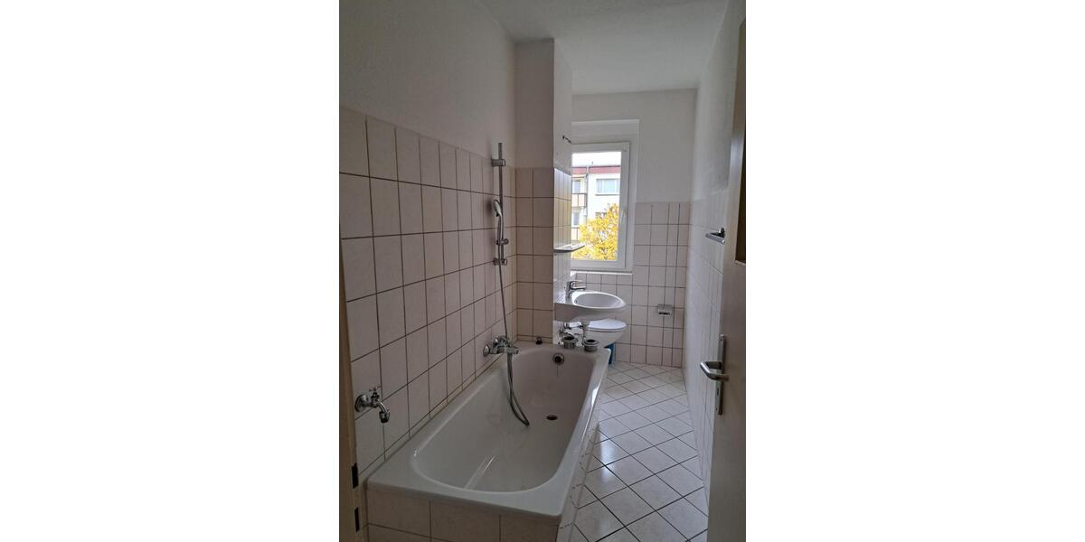 Etagenwohnung Sondershausen - 3 Zimmer, 57 m&sup2;, 360&euro; | Angebot:24865427