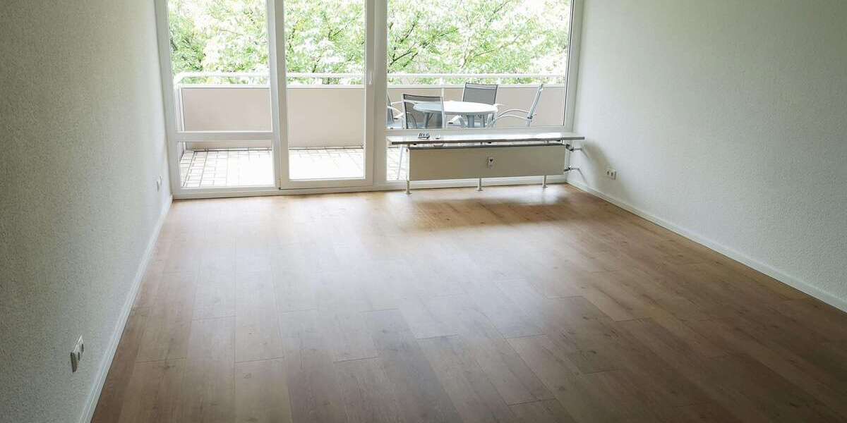 Etagenwohnung Wiesbaden Biebrich - 4 Zimmer, 116 m&sup2;, 1.590&euro; | Angebot:24983778