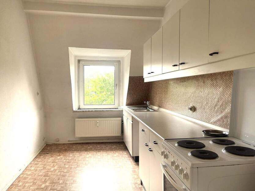 2- Zimmer Dachgeschoss - Altbauwohnung auf der Westlichen Höhe 2 zimmer