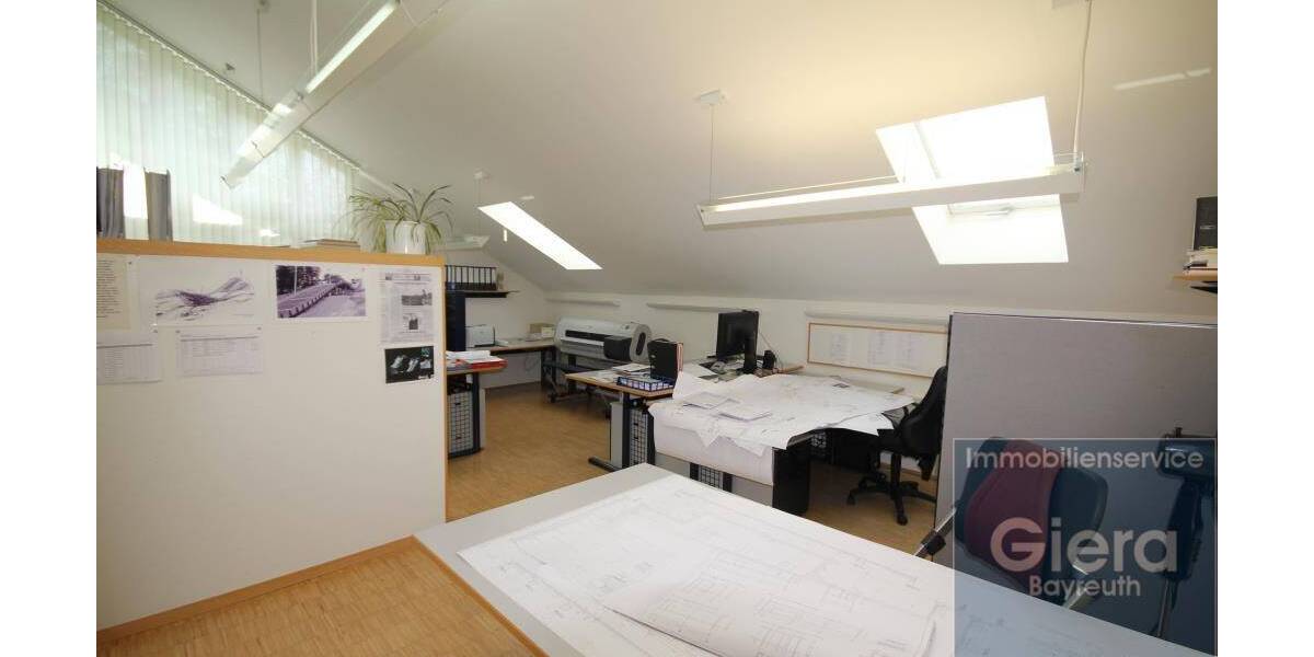 Gewerbeobjekt Warmensteinach - 5 Zimmer, 135 m&sup2;, 945&euro; | Angebot:25725807