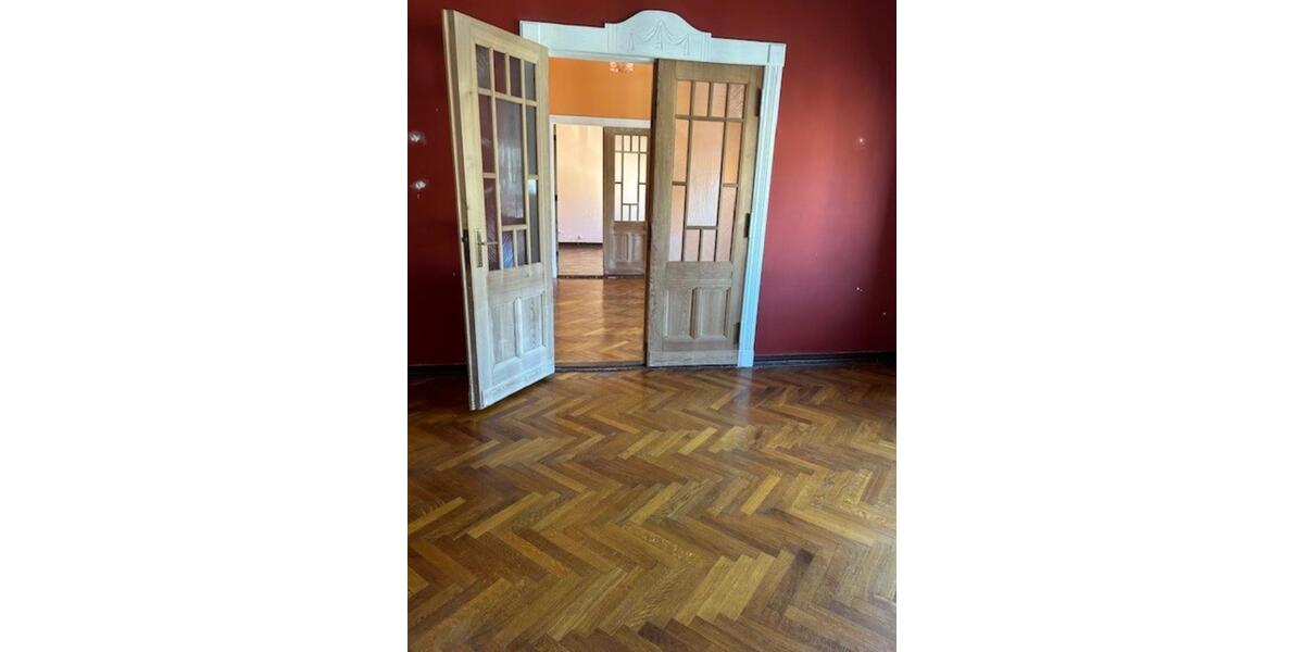 große 5 Zimmer Wohnung in Zentrumsnähe 5 zimmer