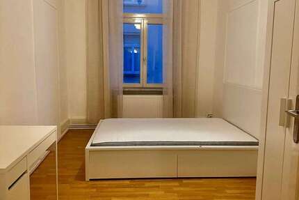 Zimmer Frankfurt am Main Innenstadt 3 - 1 Zimmer, 690&euro; | Angebot:26315865