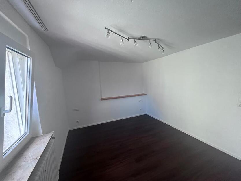 Drei Zimmer Wohnung zu vermieten 1000 € warmmiete