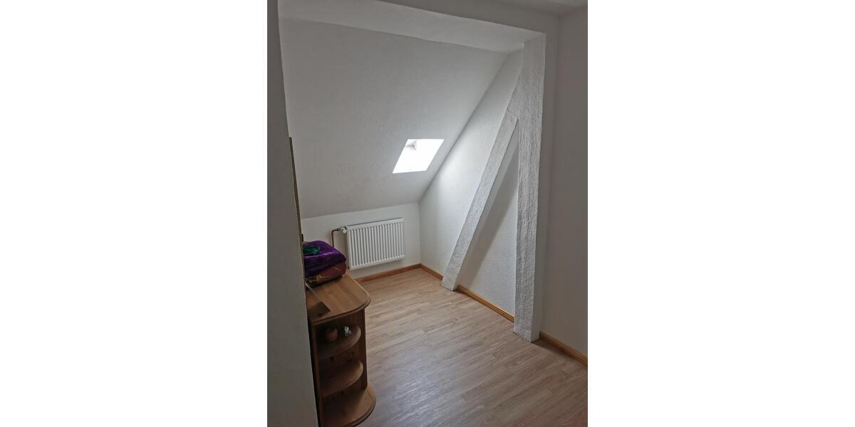 Dachgeschoßwohnung Einbeck - 3.5 Zimmer, 66 m&sup2;, 560&euro; | Angebot:26552105