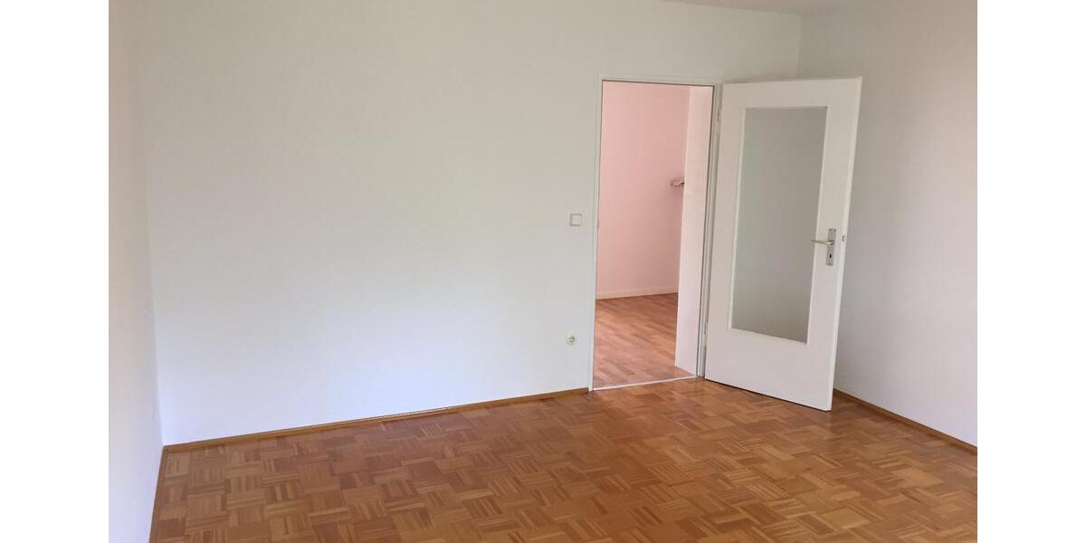 Etagenwohnung Bayreuth Meyernberg - 3 Zimmer, 68 m&sup2;, 850&euro; | Angebot:26030571