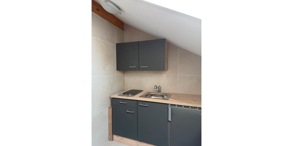 Dachgeschoßwohnung Zeitlarn - 670&euro; | Angebot:25945291