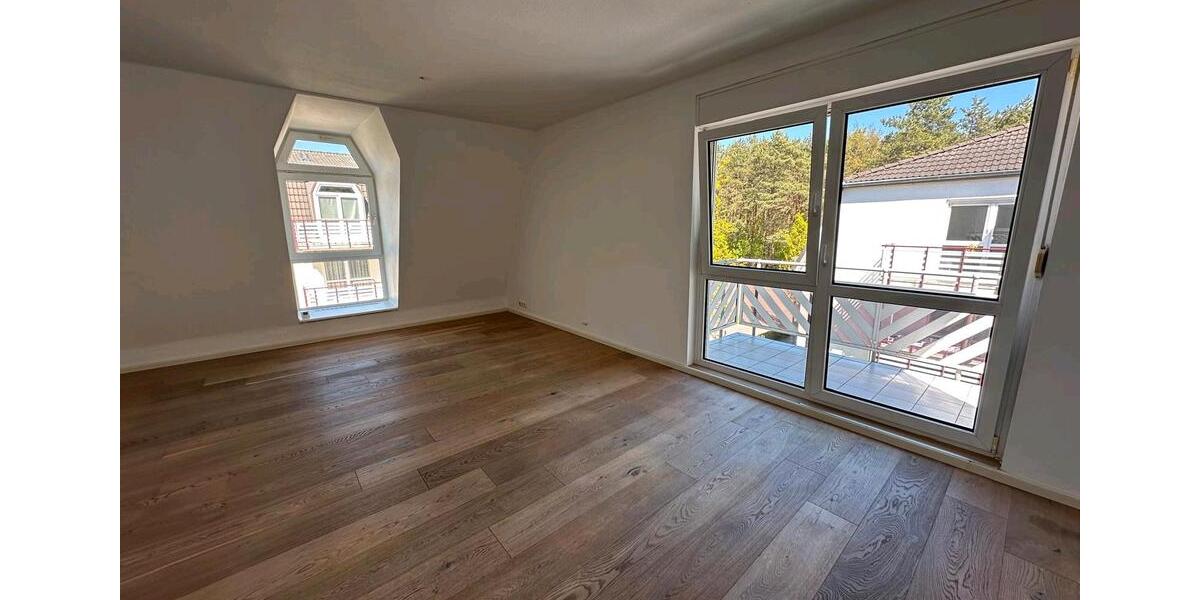 Dachgeschoßwohnung Velten - 3 Zimmer, 77 m&sup2;, 1.500&euro; | Angebot:26403569