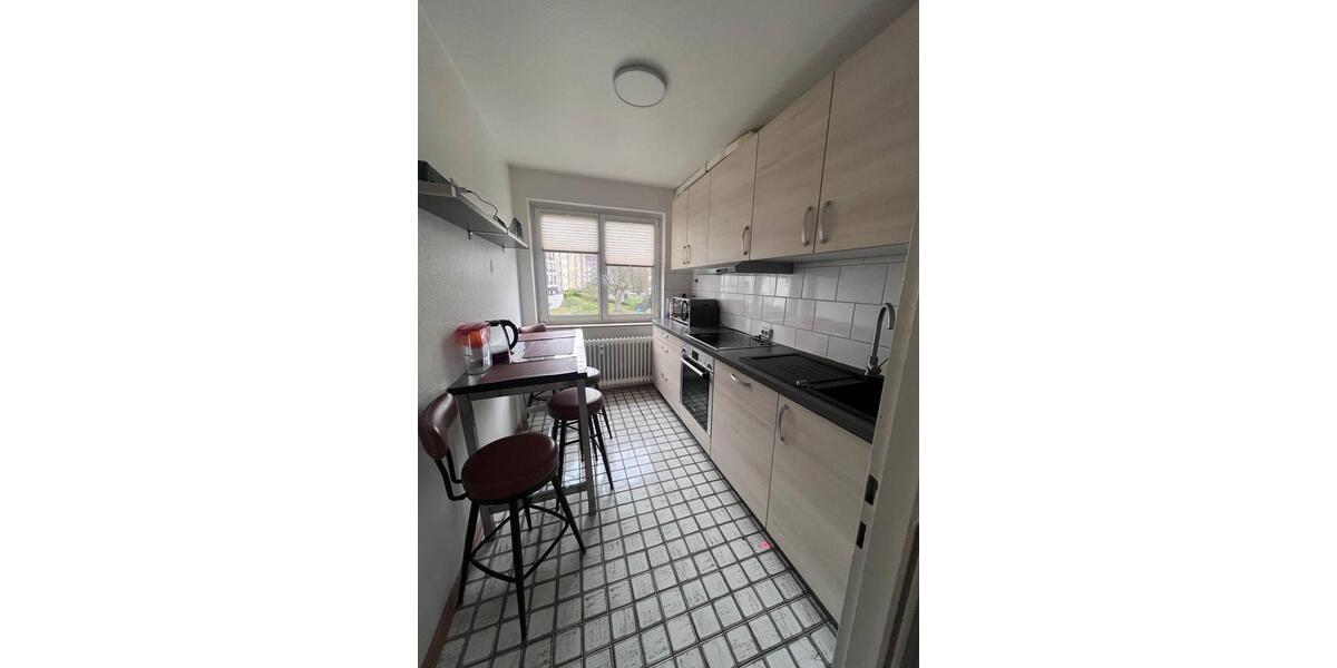 Etagenwohnung Stuttgart Bad Cannstatt - 1 Zimmer, 84 m&sup2;, 1.650&euro; | Angebot:26073129