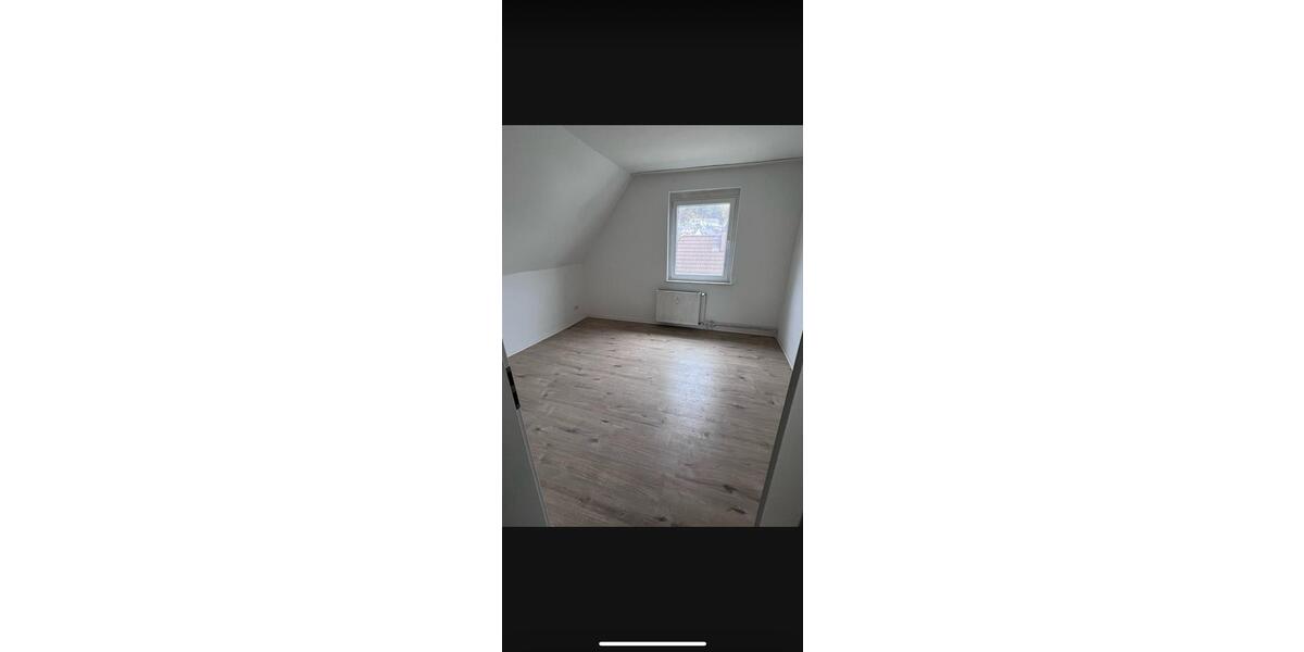 Dachgeschoßwohnung Herborn - 3 Zimmer, 70 m&sup2;, 650&euro; | Angebot:24717927