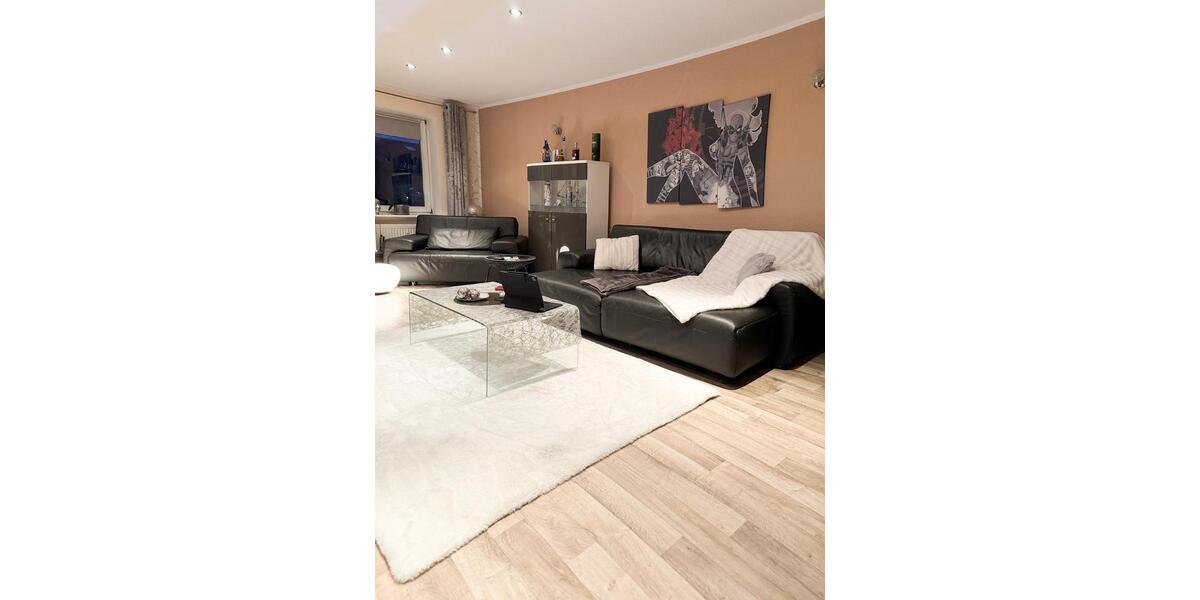 Wohnen auf Zeit Rostock - 3 Zimmer, 80 m&sup2;, 1.100&euro; | Angebot:26517692