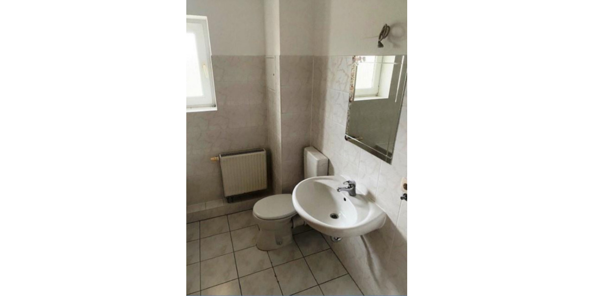 Erdgeschoßwohnung Döbeln - 2 Zimmer, 65 m&sup2;, 410&euro; | Angebot:25519071