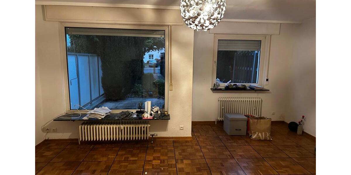 Reihen-Mittelhaus in ruhiger Wohnlage mit Südgarten und Carport 4 zimmer