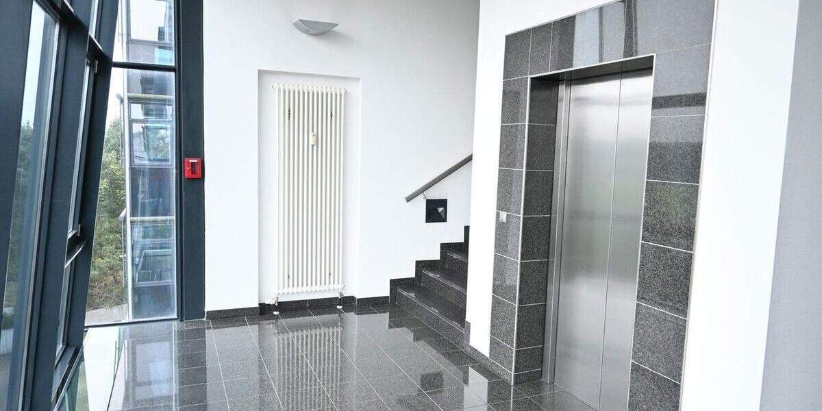 attraktive, moderne Büroflächen in Osnabrück-Hellern 4 x 1.000 m² einzelne Etagen möglich zimmer