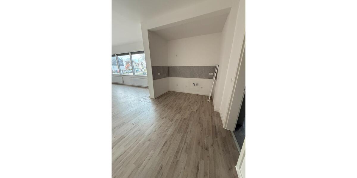 Erdgeschoßwohnung Uelzen - 3 Zimmer, 78 m&sup2;, 730&euro; | Angebot:23538948