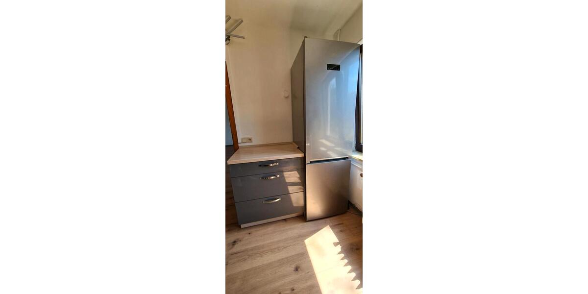 Wohnen auf Zeit Niedernhausen - 6 Zimmer, 160 m&sup2;, 12&euro; | Angebot:26610227