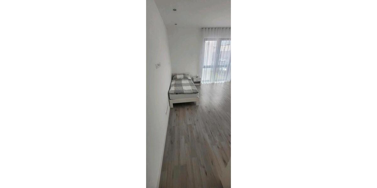 Wohnen auf Zeit Gaggenau - 4 Zimmer, 130 m&sup2;, 600&euro; | Angebot:26553502