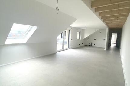 Tolle 3 Zimmer Wohnung Zweitbezug!