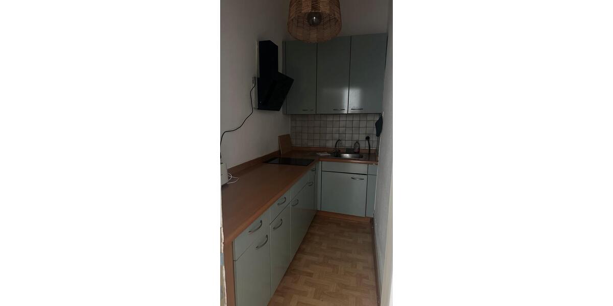 Etagenwohnung Lübeck Innenstadt - 3 Zimmer, 90 m&sup2;, 1.650&euro; | Angebot:25875535