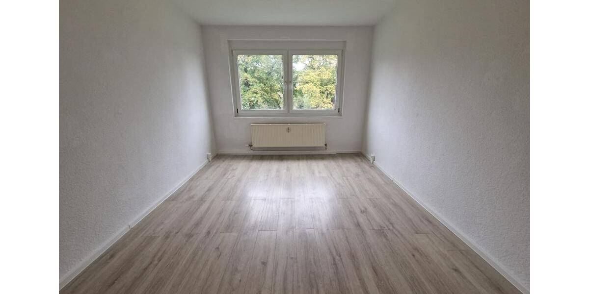 Etagenwohnung Oebisfelde-Weferlingen Döhren - 4 Zimmer, 71 m&sup2;, 392&euro; | Angebot:26235241