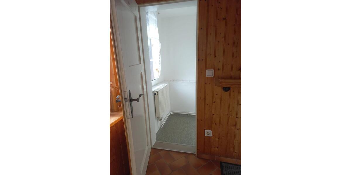 Erdgeschoßwohnung Mansfeld - 3 Zimmer, 60 m&sup2;, 400&euro; | Angebot:26576547