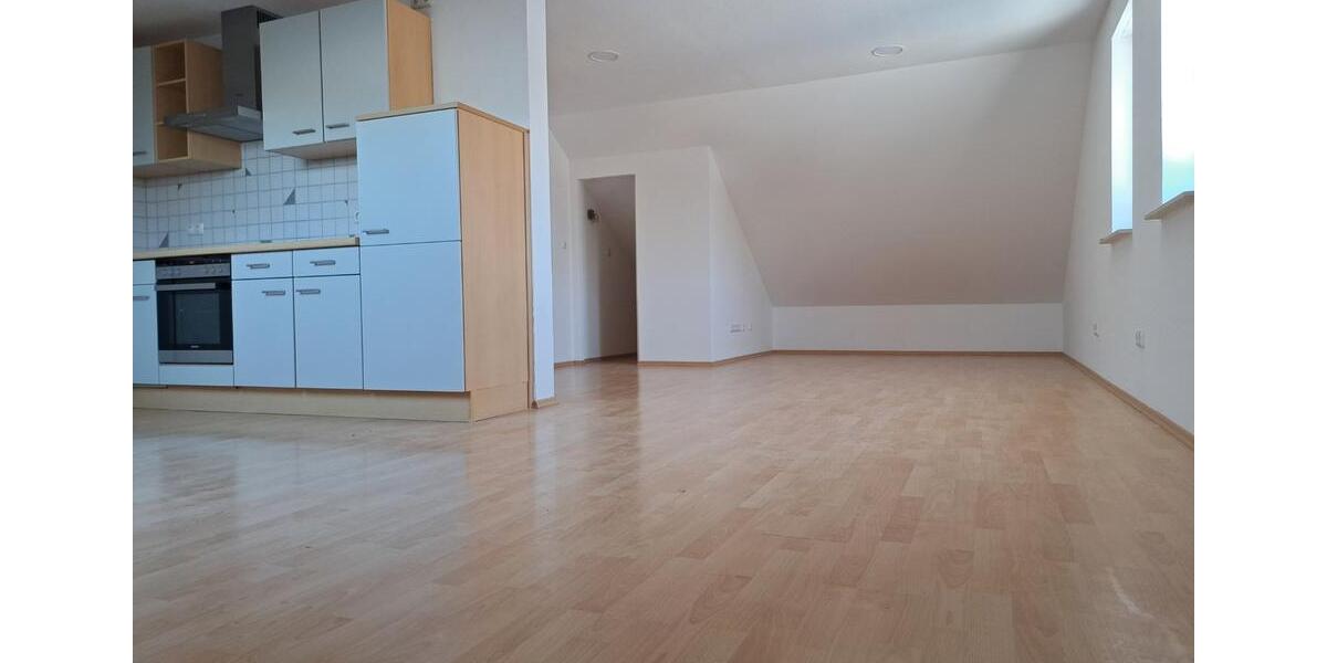 Dachgeschoßwohnung Neuhof - 2 Zimmer, 78 m&sup2;, 695&euro; | Angebot:25054312