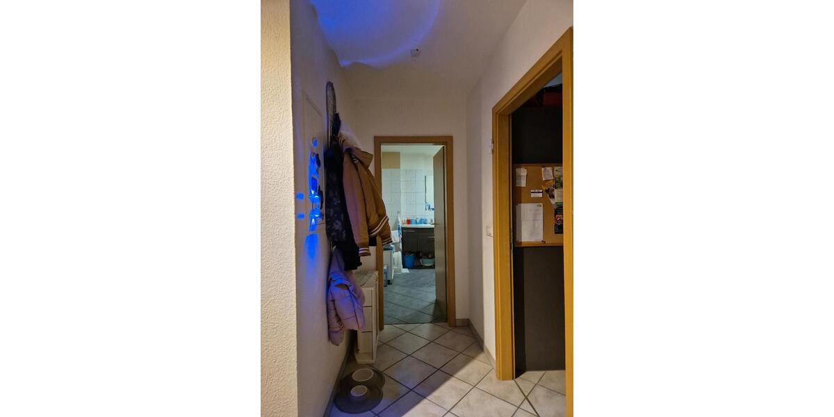 Etagenwohnung Eisenhüttenstadt - 4 Zimmer, 103 m&sup2;, 750&euro; | Angebot:24796276