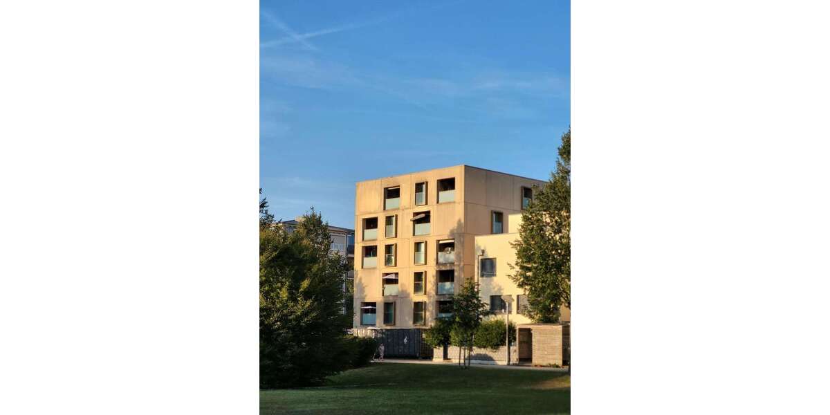 Etagenwohnung Neu-Ulm Ulm - 3 Zimmer, 82 m&sup2;, 1.100&euro; | Angebot:27116403