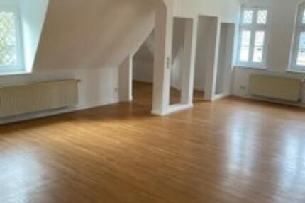 Dachstudio für Junge und Junggebliebene am Kurpark Bad Oeynhausen 3 zimmer