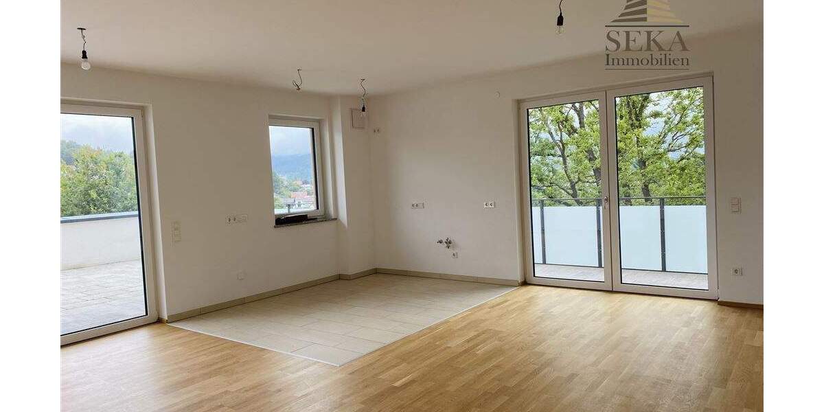 Terrassenwohnung Deggendorf - 3 Zimmer, 127 m&sup2;, 1.420&euro; | Angebot:24873629