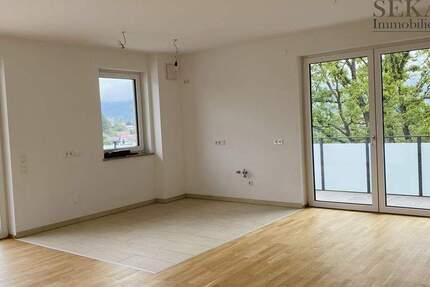 Wohnung Deggendorf - 3 Zimmer, 127 m&sup2;, 1.420&euro; | Angebot:24873629