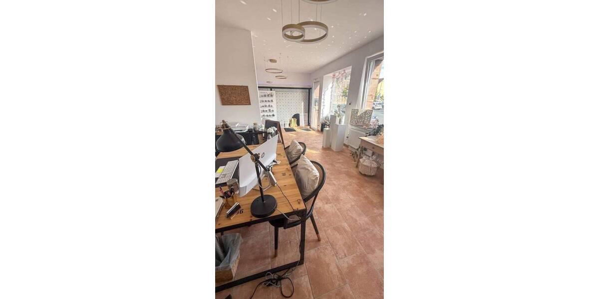 Gewerbeobjekt Fürth Nordstadt - 5 Zimmer, 120 m&sup2;, 1.080&euro; | Angebot:26859104