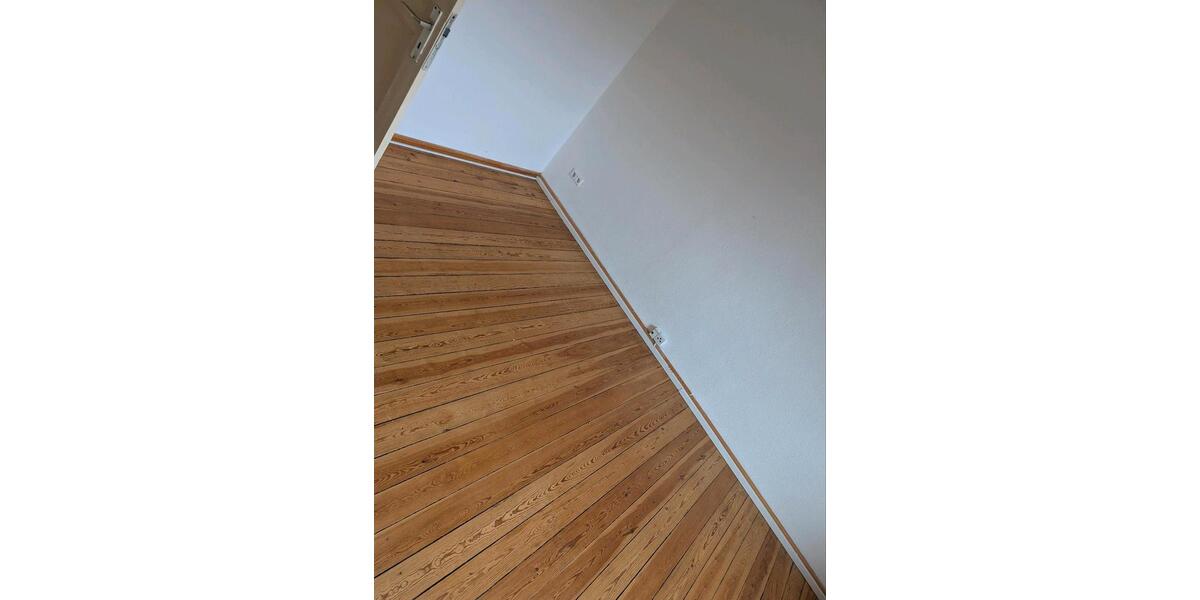 Dachgeschoßwohnung Flensburg Altstadt - 3 Zimmer, 55 m&sup2;, 615&euro; | Angebot:25646230