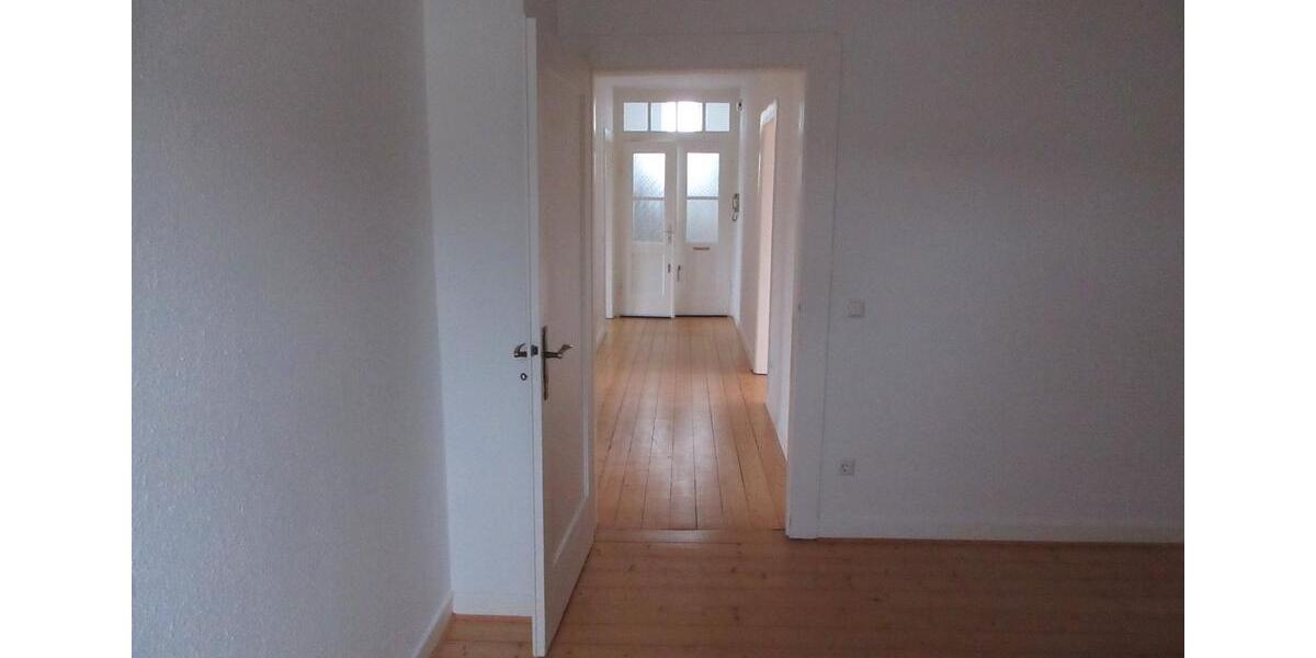 Dachgeschoßwohnung Bückeburg - 3 Zimmer, 70 m&sup2;, 450&euro; | Angebot:26278986