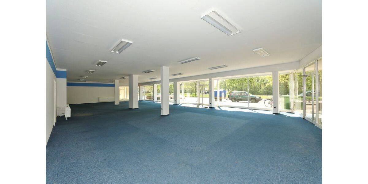 Gewerbeobjekt Wilhelmshaven Heppens - 4 Zimmer, 265 m&sup2;, 1.850&euro; | Angebot:26841470