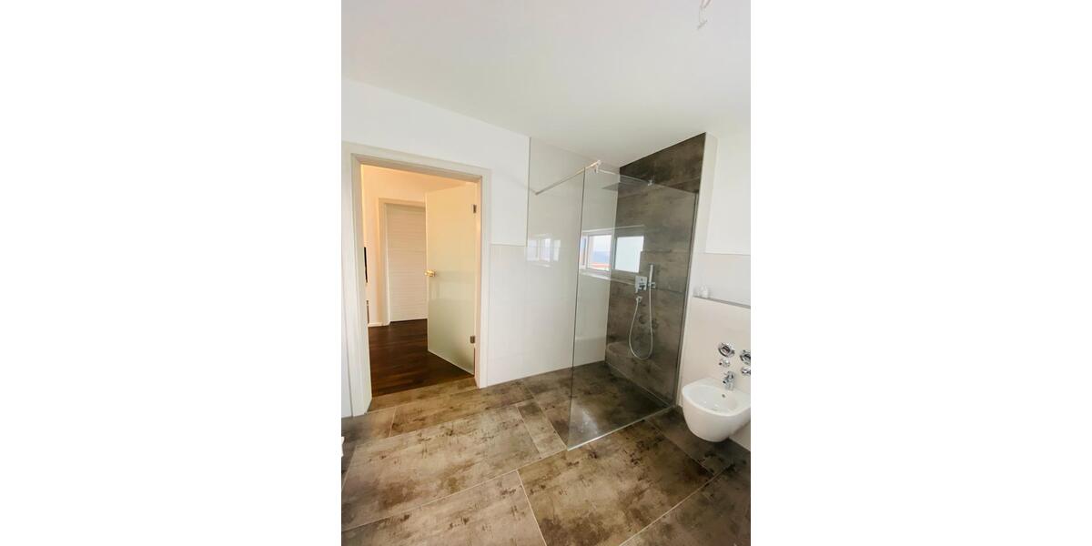 Einfamilienhaus Künzelsau - 3 Zimmer, 127 m&sup2;, 1.750&euro; | Angebot:24864803