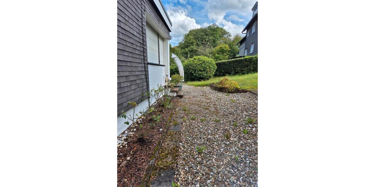 Einfamilienhaus Wermelskirchen - 2.300&euro; | Angebot:22598379